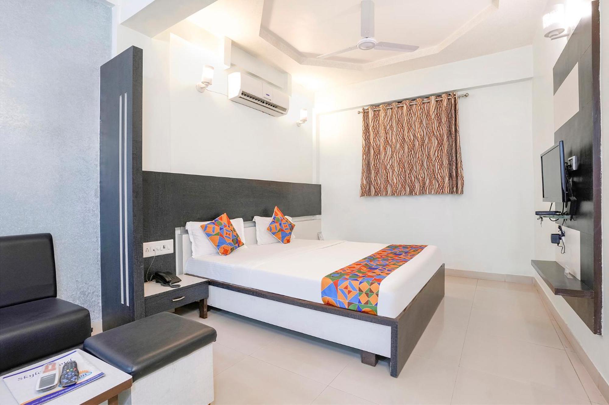 Fabhotel Skylon, Near Mahatma Mandir Gandhinagar Esterno foto
