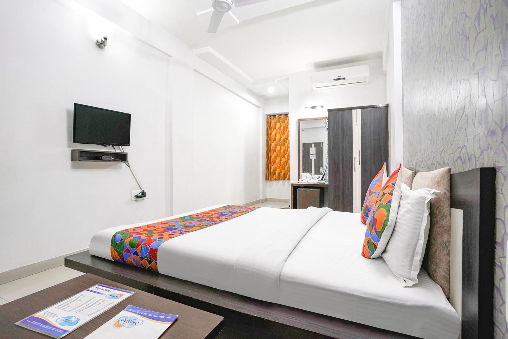 Fabhotel Skylon, Near Mahatma Mandir Gandhinagar Esterno foto