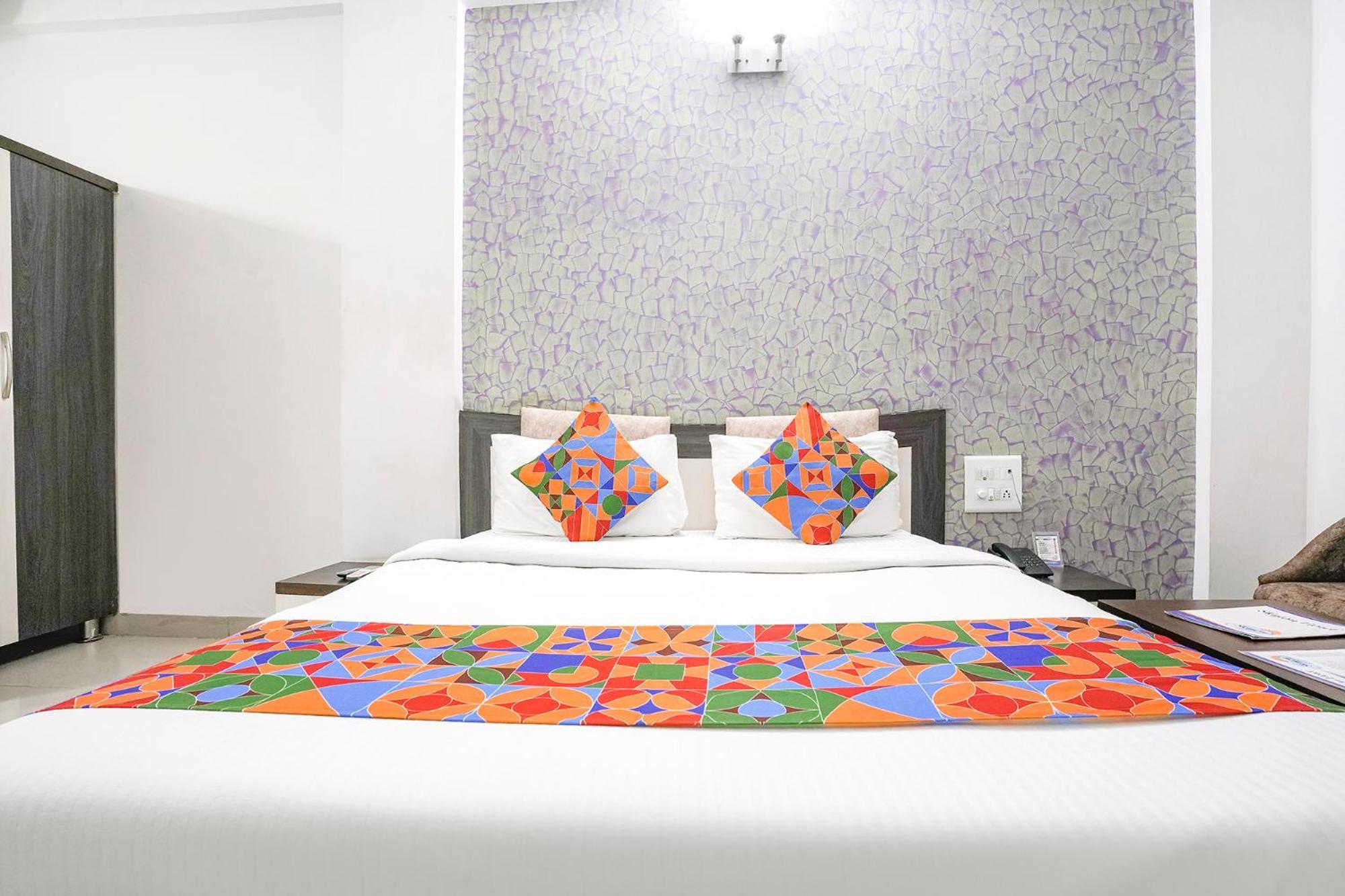 Fabhotel Skylon, Near Mahatma Mandir Gandhinagar Esterno foto