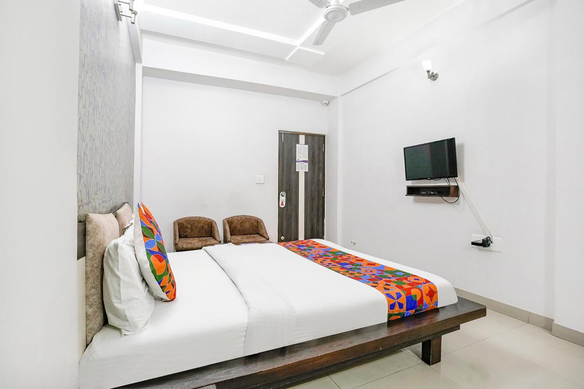 Fabhotel Skylon, Near Mahatma Mandir Gandhinagar Esterno foto