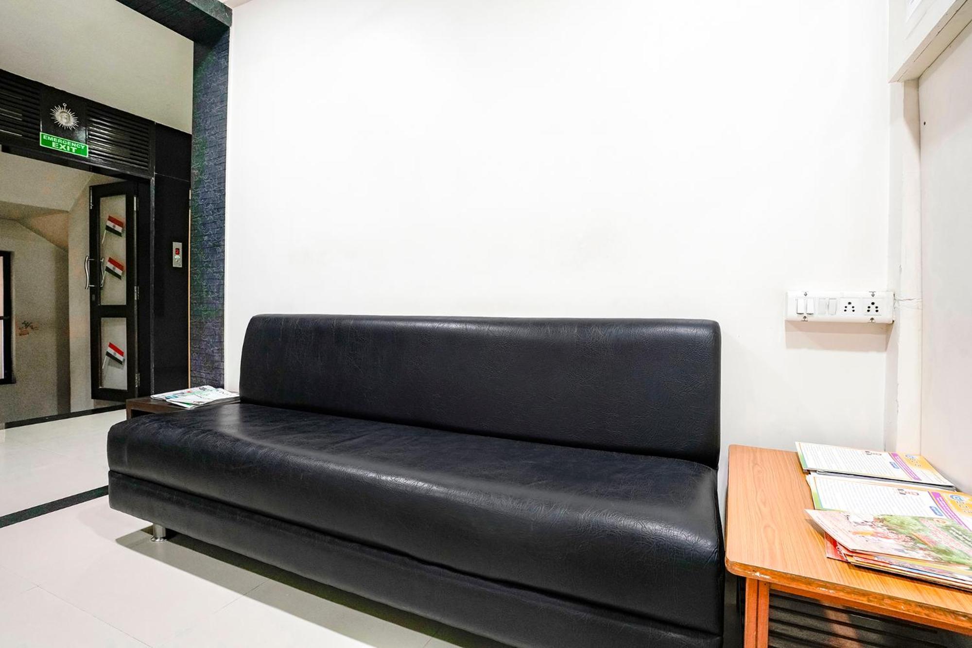 Fabhotel Skylon, Near Mahatma Mandir Gandhinagar Esterno foto