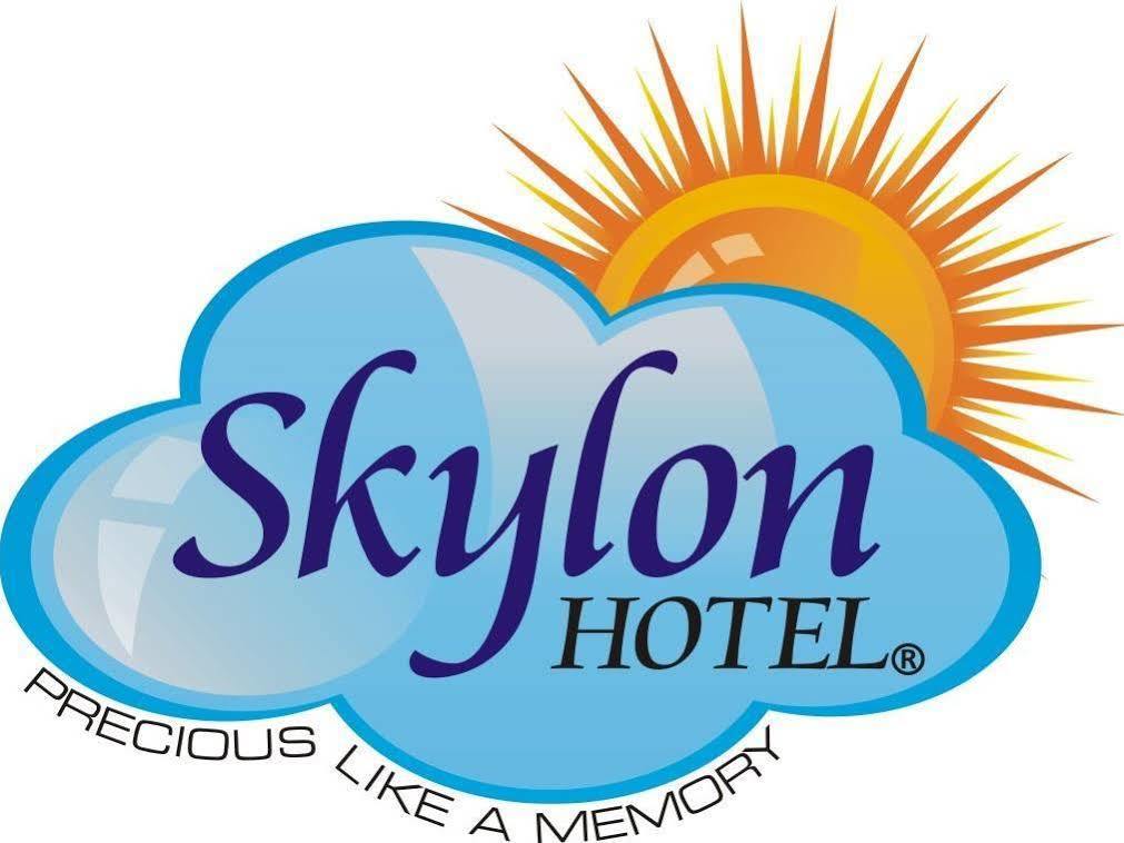 Fabhotel Skylon, Near Mahatma Mandir Gandhinagar Esterno foto